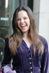 Photos de Mackenzie Rosman - Teen Peoples 20 Teens Who Will Change the World Awards Luncheon - 40